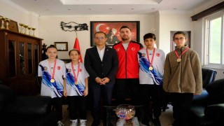 Başkan Doğanca başarılı sporcuları ağırladı