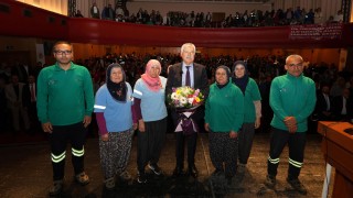 Başkan Karalar, Büyükşehir Çalışanlarıyla Bayram Öncesi Buluştu