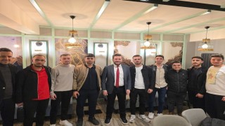 Başkan Tatık orucunu öğrenci evinde açtı