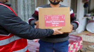 Başkan Yetişkinden 7 bin 500 aileye Ramazan dayanışması