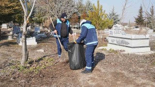 Battalgazi Belediyesinden mezarlıklarda temizlik seferberliği