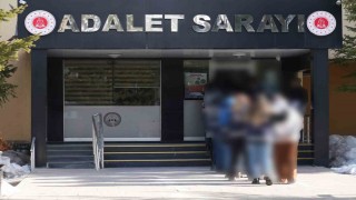 Bayburtta uyuşturucu ticareti yapmak suçundan aranan 1 kişi yakalandı