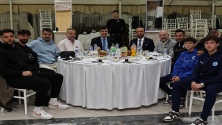 Belediye Kütahyasporun iftar programında genç sporcular bir araya geldi