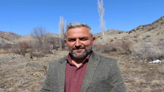 Belgesellerde gördüğü akbabaları bu defa kendi görüntüledi