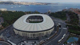 Beşiktaş, Tüpraş Stadyumundaki derbilerde üstün