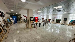 Besnide ‘Sen hangi renksin resim sergisi açıldı