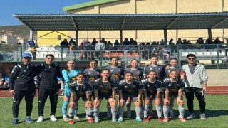 Bilecik Kolej Kız Spor Kulübü 16 golle kazandı