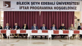 Bilecikte akademisyenler iftarda buluştu