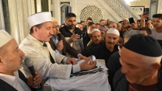 Bilecikte bütün camilerde Kadir Gecesi dualarla idrak edildi