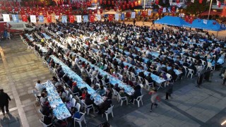 Bin 500 kişilik iftar yemeği gönülleri buluşturuyor