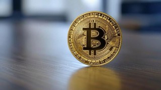 Bitcoin, Trump'ın Dijital Varlık Zirvesi Öncesinde Yükselişe Geçti