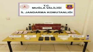 Bodrumda uyuşturucu ve silah operasyonu: 2 tutuklama