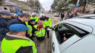 Bozkırda Down sendromlu çocuklara trafik eğitimi verildi