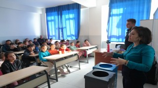 Burhaniyede öğrencilere çevre eğitimleri sürüyor