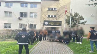 Bursada kaçak göçmen operasyonu: 18 göçmen yakalandı, 2 şüpheli gözaltına alındı