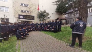 Bursada kaçak göçmenleri çalıştırdığı tespit edilen 3 şüpheli yakalandı