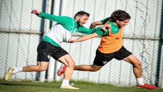Bursasporda Kuşadasıspor hazırlıkları başladı