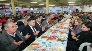 Büyükşehir Belediyesinden Kırkağaçta iftar sofrası