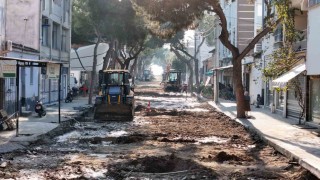 Büyükşehir, Sultanhisarda yol çalışmalarını sürdürüyor