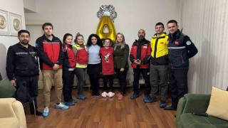 Büyükşehirden özel ihtiyaçlı Aleynaya evinde afet eğitimi