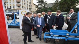 Büyükşehirden üreticiye ekipman desteği