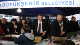Büyükşehirin Sökedeki iftar sofrasında yüzlerce kişi buluştu