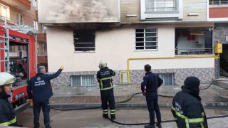 Çakmakla oynayan çocuk evi yaktı
