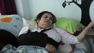 Çalıştığı iş yerinin merdiven boşluğuna düştüğü anları anlattı