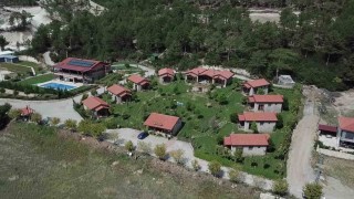 Çamelinin doğayla iç içe ünlü Taş Konakları dünyaya tanıtılıyor