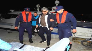 Çanakkale Boğazında ticari gemi kaptanının kalp krizi şüphesiyle tıbbi tahliyesi gerçekleştirildi