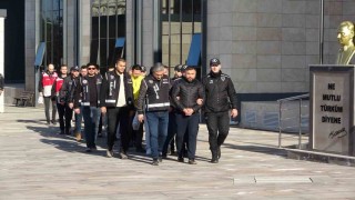 Çanakkalede otelde balyozla kavgaya karışan 10 şüpheli serbest kaldı