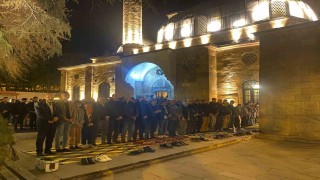 Çankırıda 467 yıllık Sultan Süleyman Camii Kadir Gecesinde doldu taştı