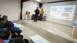 Çaycumada lise öğrencilerine Siber Güvenlik farkındalık semineri