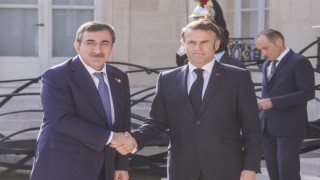Cevdet Yılmaz, Fransada Ukrayna toplantısına katılıyor