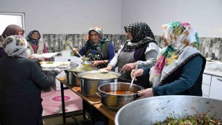 Çevre köylerden örnek aldılar, Ramazanda tek iftar sofrası kurdular