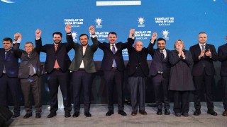Çevre Şehircilik ve İklim Bakanı Kurum: 11 ilimizde 453 bin ev ve işyerimizi afetzede kardeşlerimize teslim edeceğiz