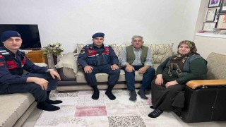 Çinede jandarma ekipleri şehit ailelerini unutmadı