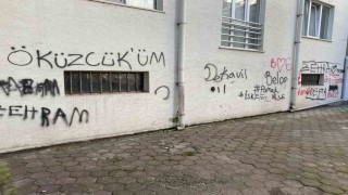 Çocuk parkında oluşan ses ve çevre kirliliği mahalle sakinlerini rahatsız ediyor