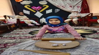 Çocuklar yaşlıların yerine geçti