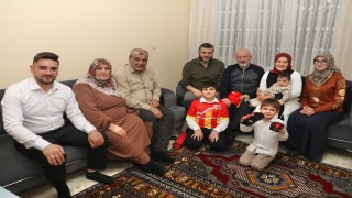 Çolakbayrakdar çifti, glütensiz iftar sofrasında oruç açtı