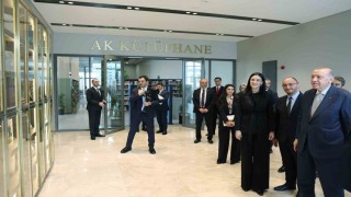 Cumhurbaşkanı Erdoğan AK Kütüphaneyi ziyaret etti