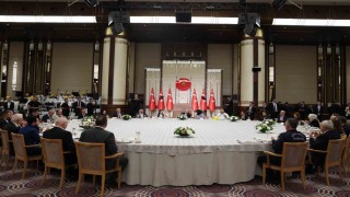 Cumhurbaşkanı Erdoğan: Sorumsuz boykot çağrılarıyla girişimciyi batırmak için çabalayan muhteris siyasetçilere prim vermeyeceğiz