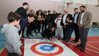 Darıcada curling turnuvası heyecanı