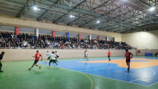 Demirci orman futsal turnuvasının şampiyonu oldu