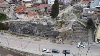 Demircide görüntü kirliliği oluşturan alana şelale yapılıyor