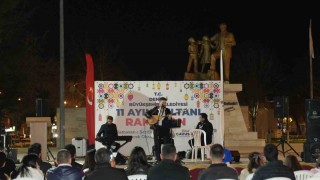 Denizli Büyükşehrin Ramazan etkinliklerinde çocuklar doyasıya eğleniyor