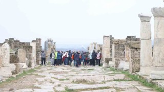 Denizli inanç turizmi kapsamında 170 İtalyan Katolik din insanını ağırladı
