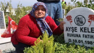 Deprem mezarlığında gözyaşlarıyla geçen Ramazan Bayramı