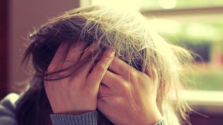 Depresyon ve Düşünce Hataları: Zihnin Oyunlarına Karşı Nasıl Mücadele Edilir?