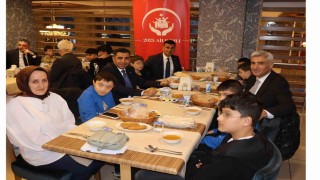 Devlet himayesindeki çocuklara anlamlı iftar